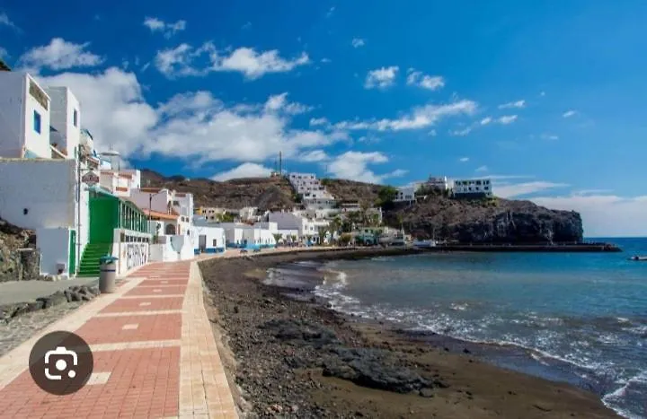 Roque Apartment Las Playas Spain